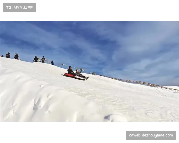 北京潮白冰雪文化节持续至2月，超长冰滑梯成市民打卡热点